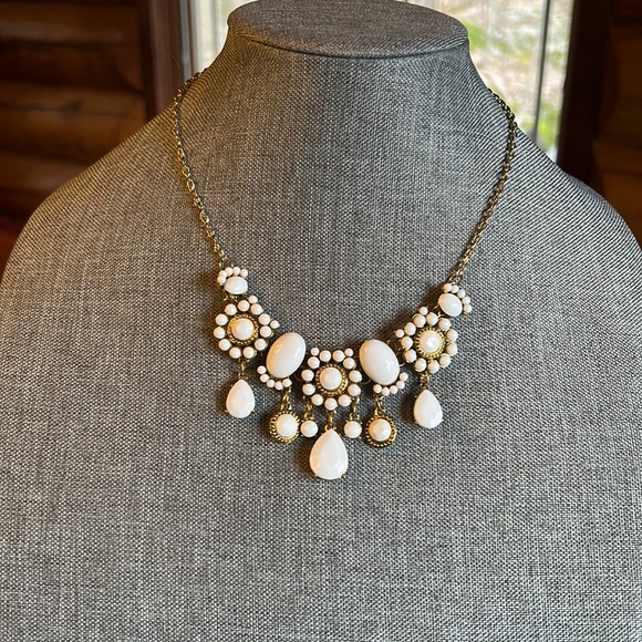 Initial Outfitters Ivory and Gold Color Necklace 18 inch Length - Picture 1 of 4